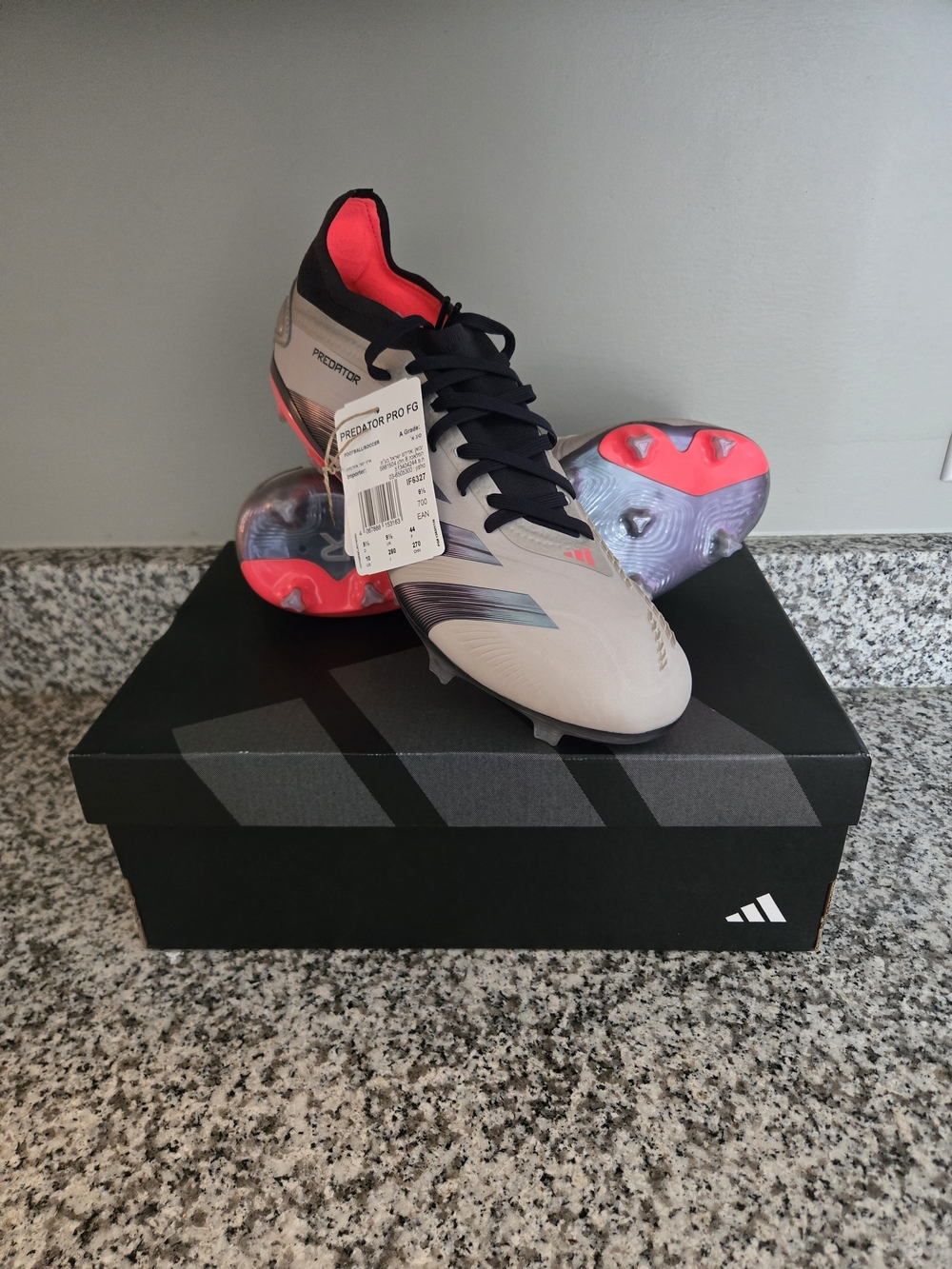 NWT Adidas Predator Pro FG Soccer Cleats Grey Neon Orange Men’s Size 10